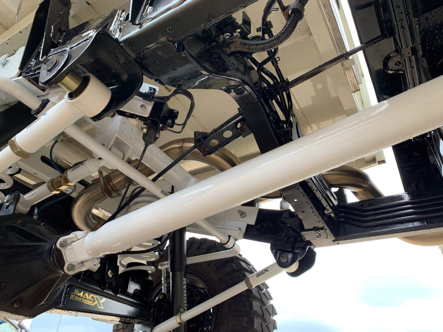 Torqit 79 Series 3.5in 4.5L TD Single Cab Ute Straight Through System