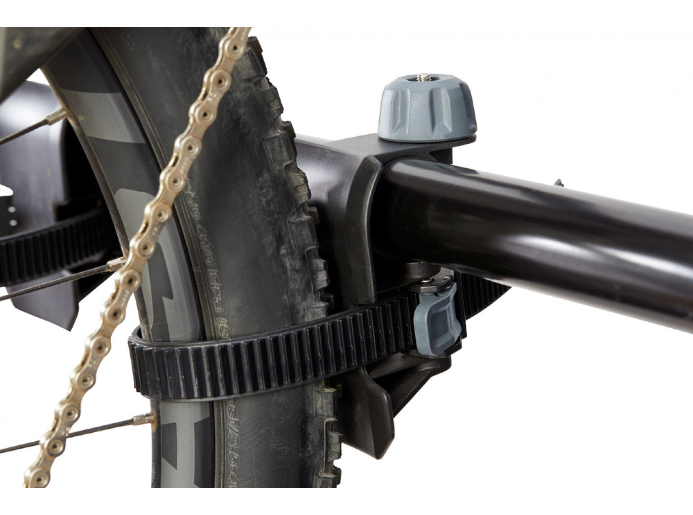 Yakima HangOver 4 Vertical Hanging Mountain Bike Rack