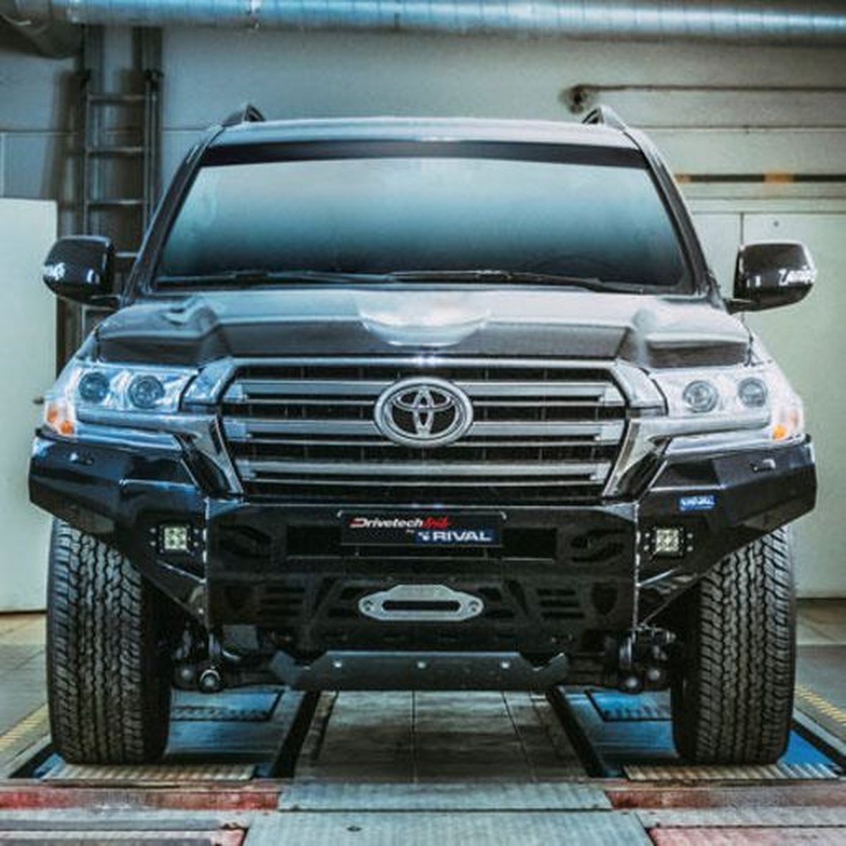 Drivetech 4x4 by RIVAL Aluminium Bumper fits Landcruiser 200 Series DT-2D57191B