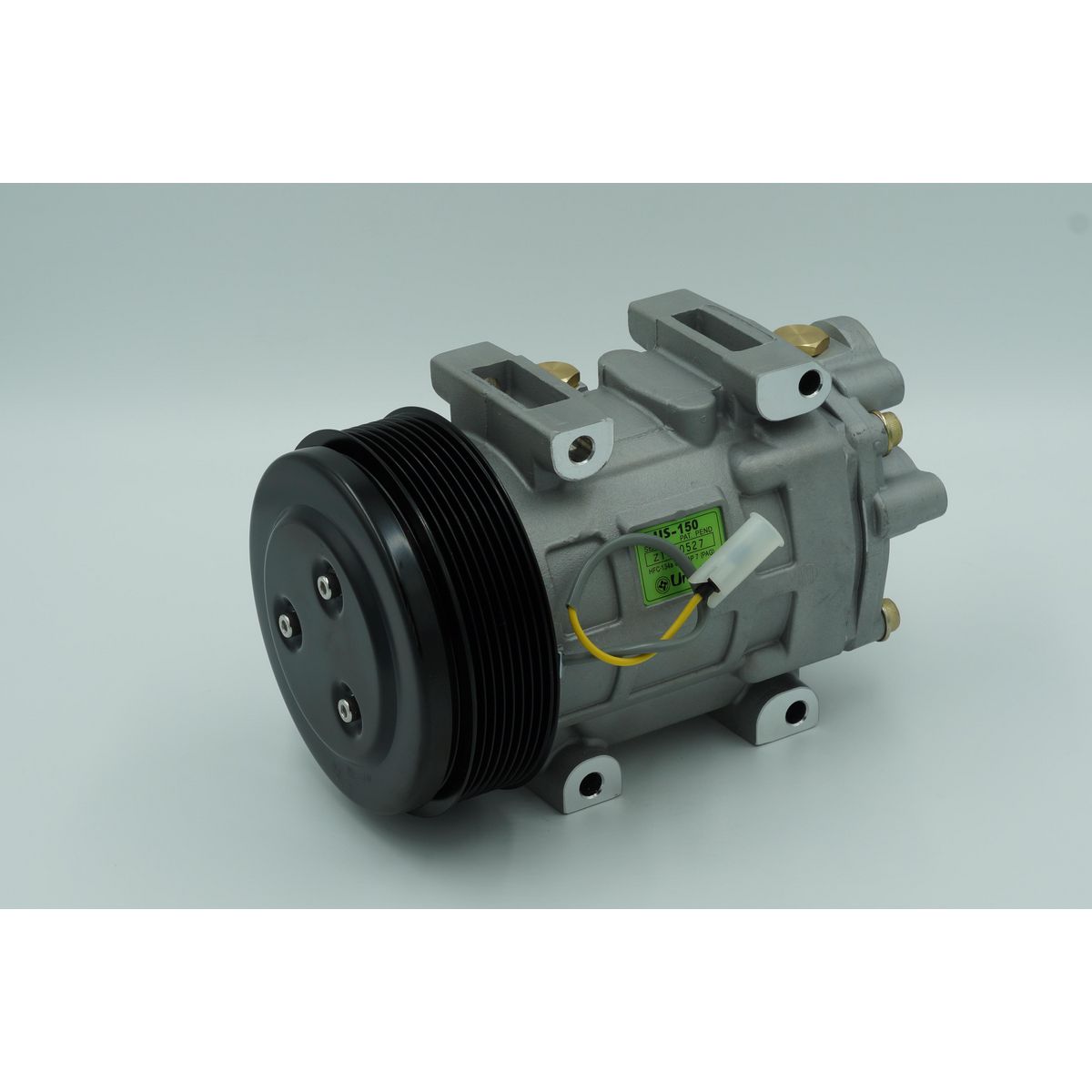 Unicla AC Compressor 24V Direct Mount US150 CXU7365
