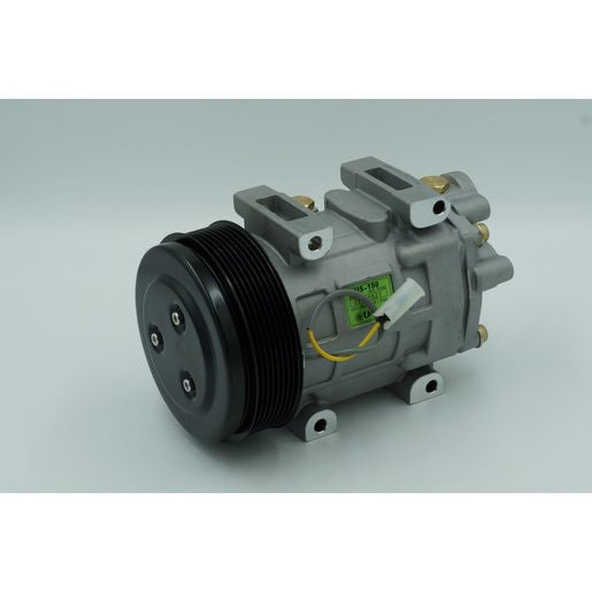 Unicla AC Compressor 24V Direct Mount US150 CXU7365