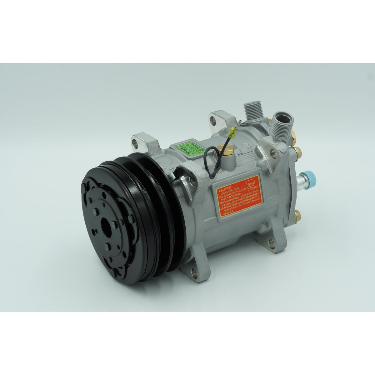 Unicla AC Compressor 12V Ear Mount UP150 CXU3780
