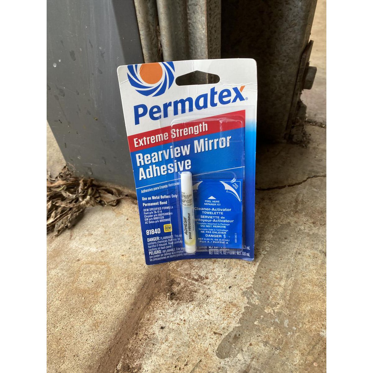 Permatex Extreme Rearview Mirror Professional Strength Adhesive Kit PX81840