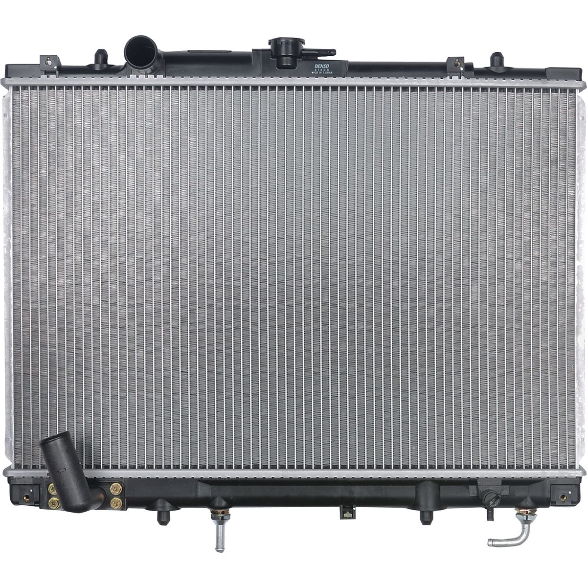 DENSO OE Quality Radiator Aluminium/Plastic 2213300DD