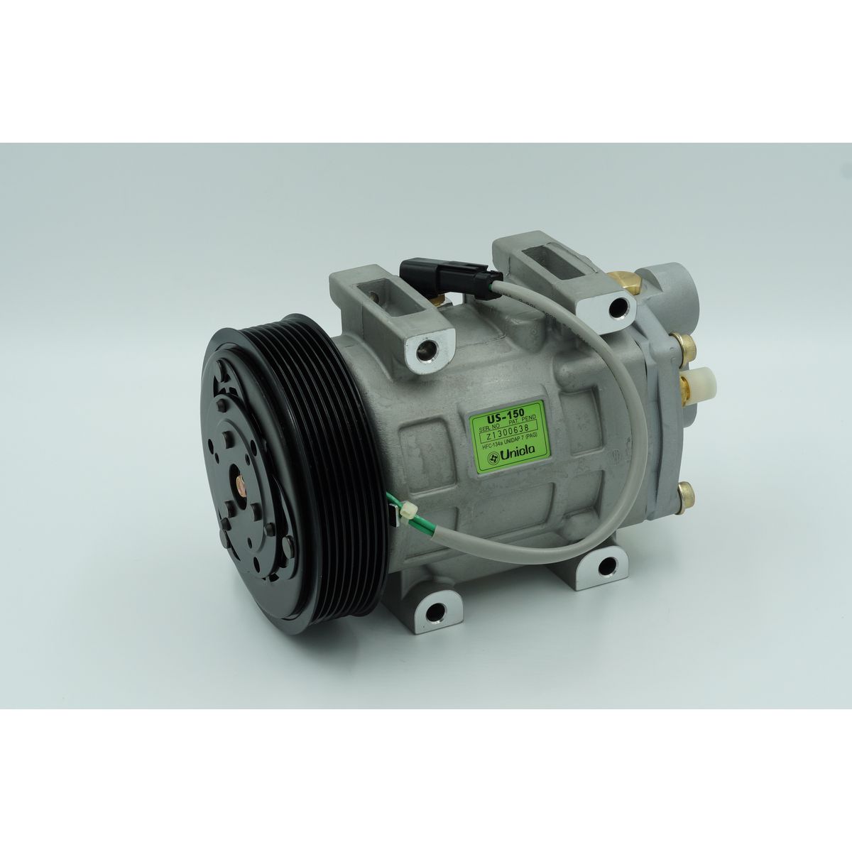 Unicla Air Conditioning Compressor 24V Direct Mount Us150 CXU7375