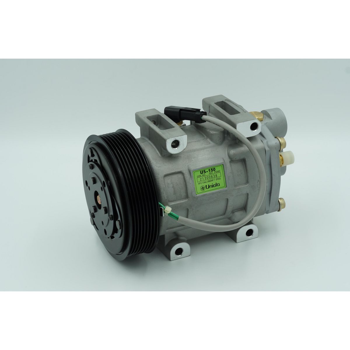 Unicla Air Conditioning Compressor 24V Direct Mount Us150 CXU7375