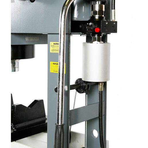 Borum Air Hydraulic Workshop Press 75,000kg BSP75TA