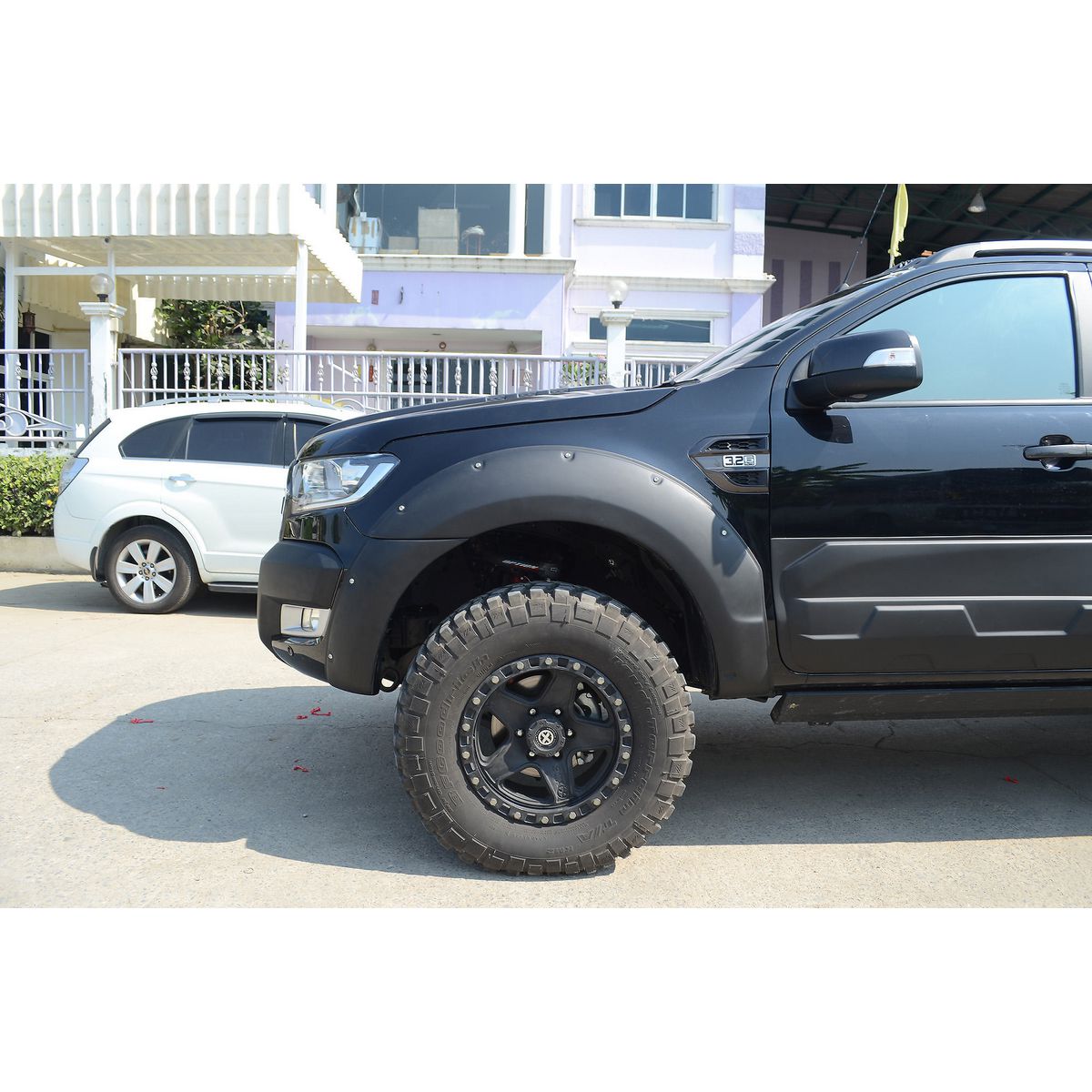 Drivetech 4X4 Fender Flare Kit DTFK-MAZ0190R
