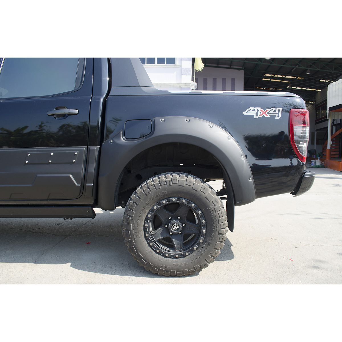 Drivetech 4X4 Fender Flare Kit DTFK-MAZ0190R