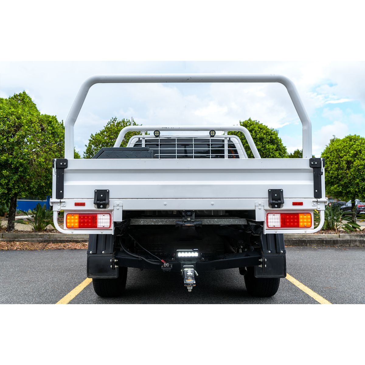 OEX Rear LED Combo Taillight 12V - Stop/Tail/Reverse/Indicator/Reflector LLX94013