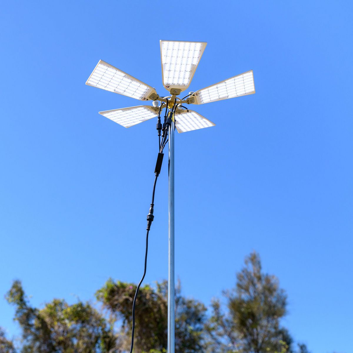 Drivetech 4X4 Telescopic Camping Light Dual Colour Dimmable 12V DT-5SMD