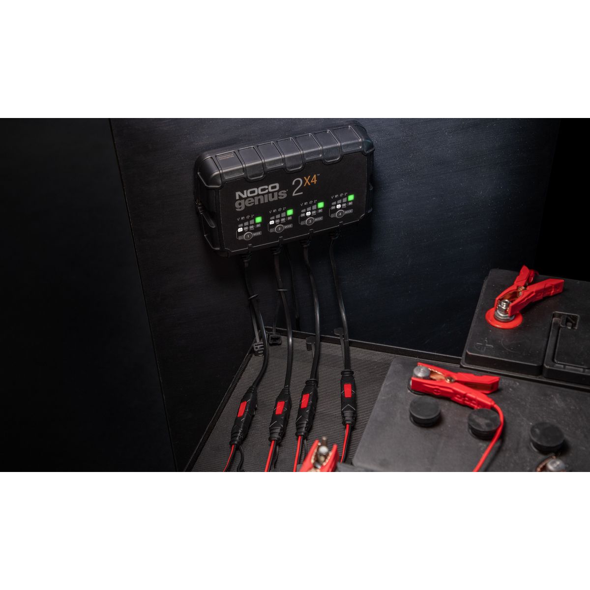 NOCO 8A 4-Bank Battery Charger GENIUS2X4