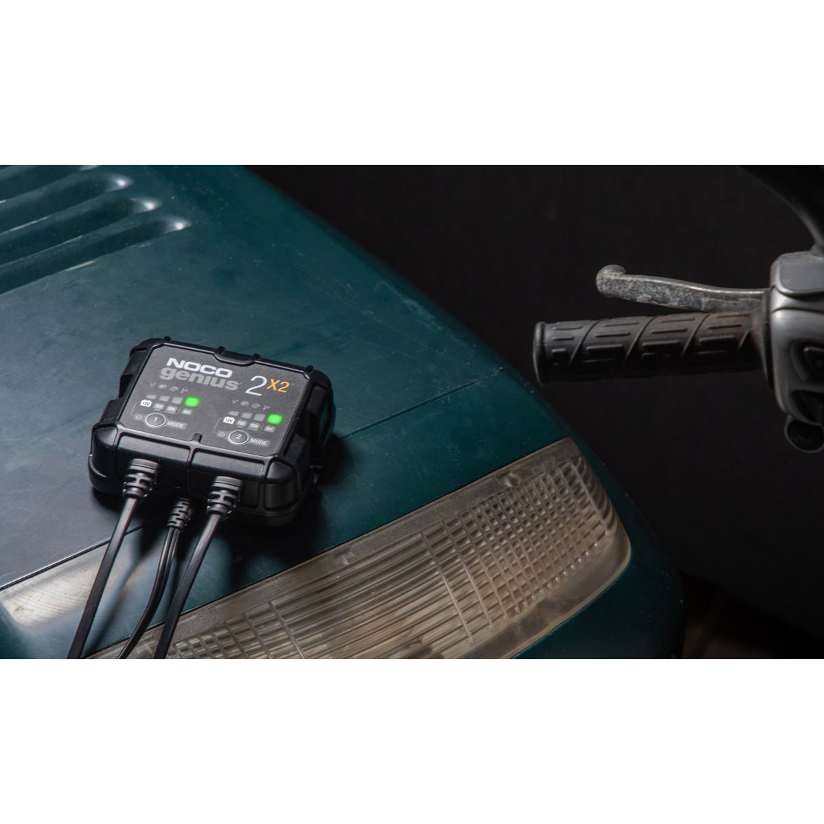 NOCO 4A 2-Bank Battery Charger GENIUS2X2