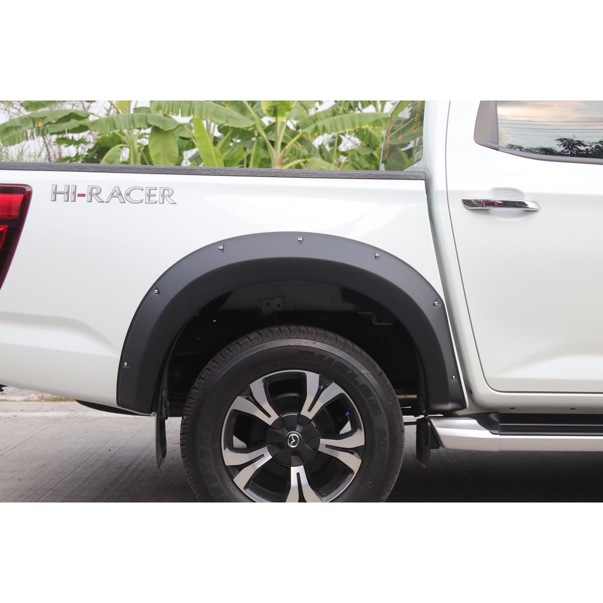 Drivetech 4X4 Fender Flare Kit 6 Inch With Studs New Bt50 2021-On D/C DTFK-MAZ0360R
