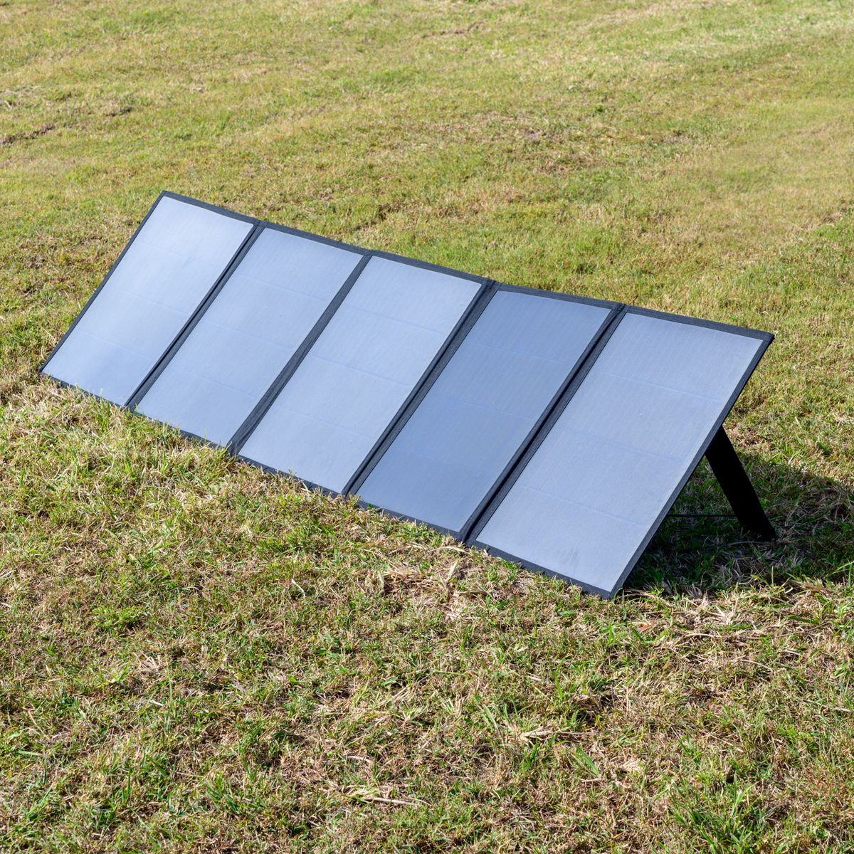 Drivetech 4X4 250W Foldable Solar Kit DTSB250