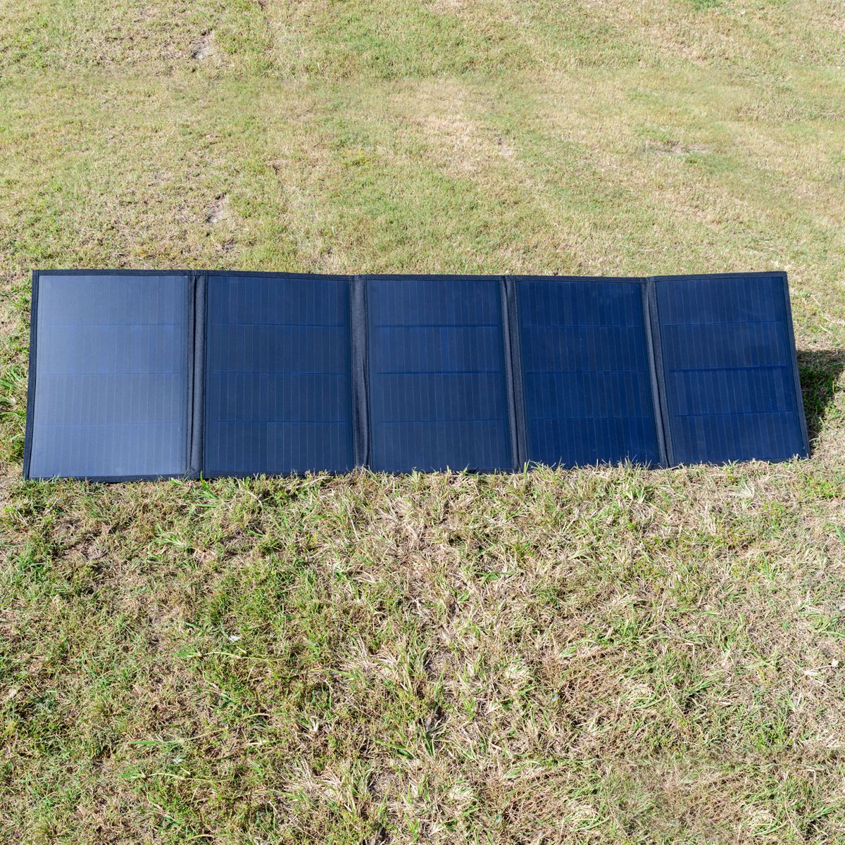 Drivetech 4X4 250W Foldable Solar Kit DTSB250