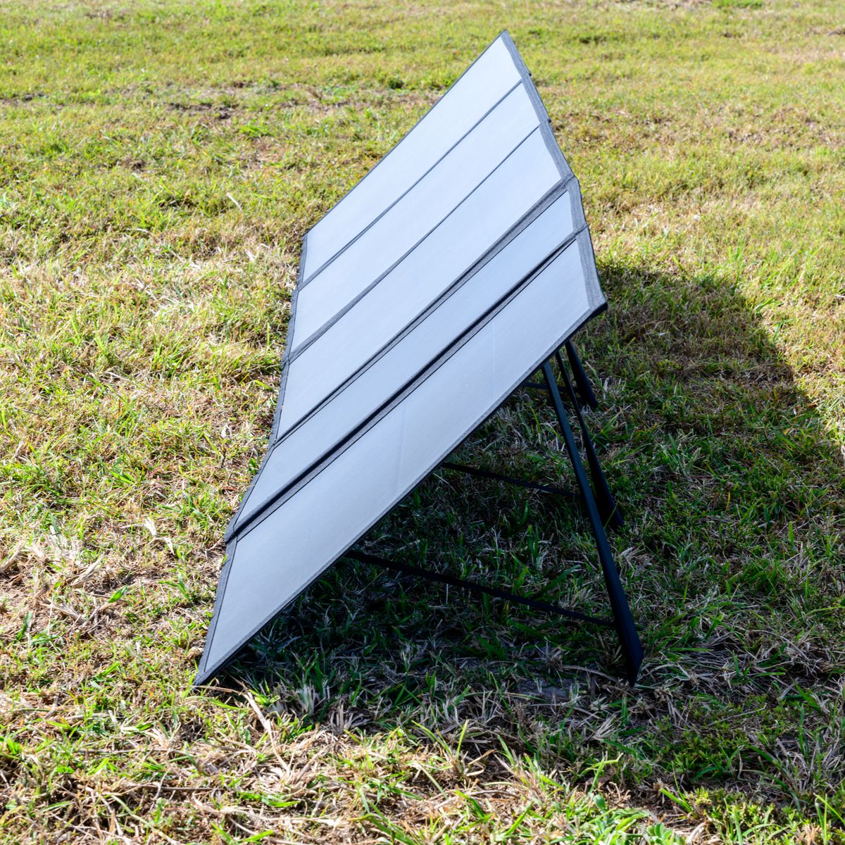 Drivetech 4X4 250W Foldable Solar Kit DTSB250
