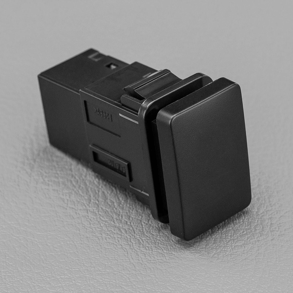 STEDI Dual USB  fits Toyota Landcruiser 200 150 Series Fortuner Hilux Prado DUALUSBTOYSHORT