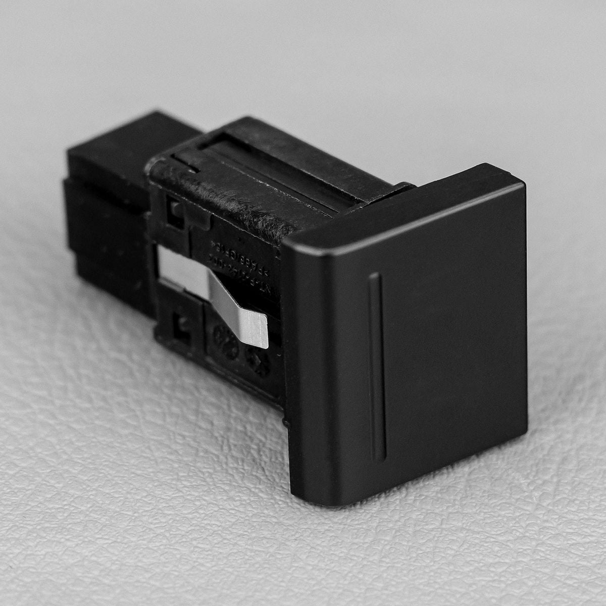 STEDI Gear Surround Push Switch Owl Suit Vw Amarok PSHSWCHAMASHFTSTED