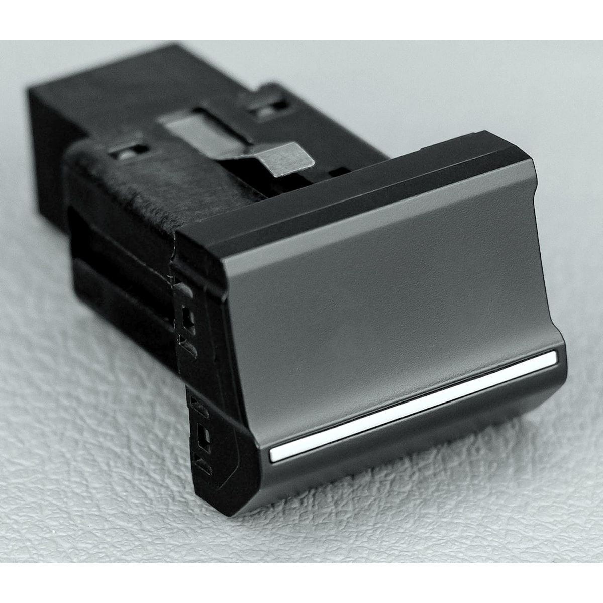STEDI USBC For Volkswagen Amarok Mid Dash 2016current USBCAMAMID