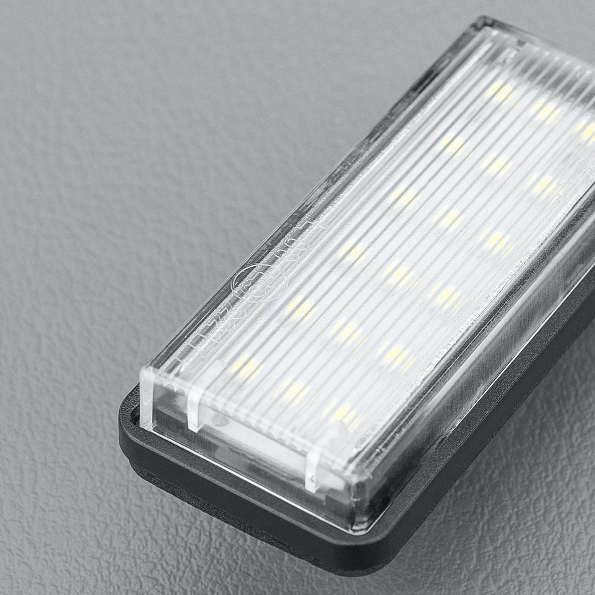 STEDI Led License Plate Light Assembly Suits Toyota Landcruiser LEDCONV-TOY12SLCNS