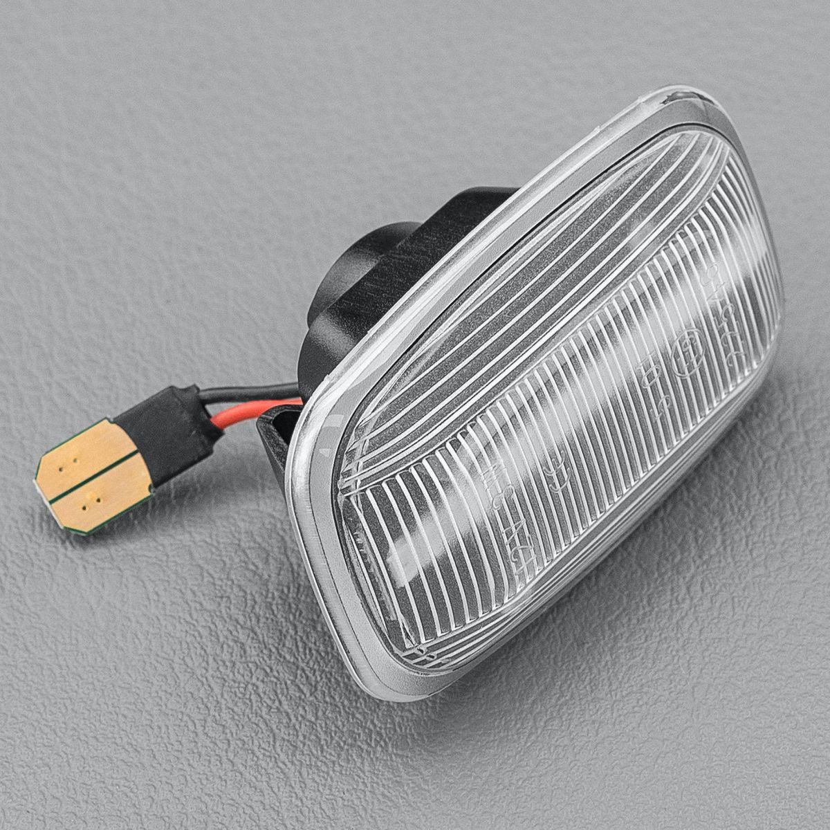 STEDI Dynamic LED Side Marker to Suit Toyota 70  100 Series Landcruiser LEDCONVTOYSM7080