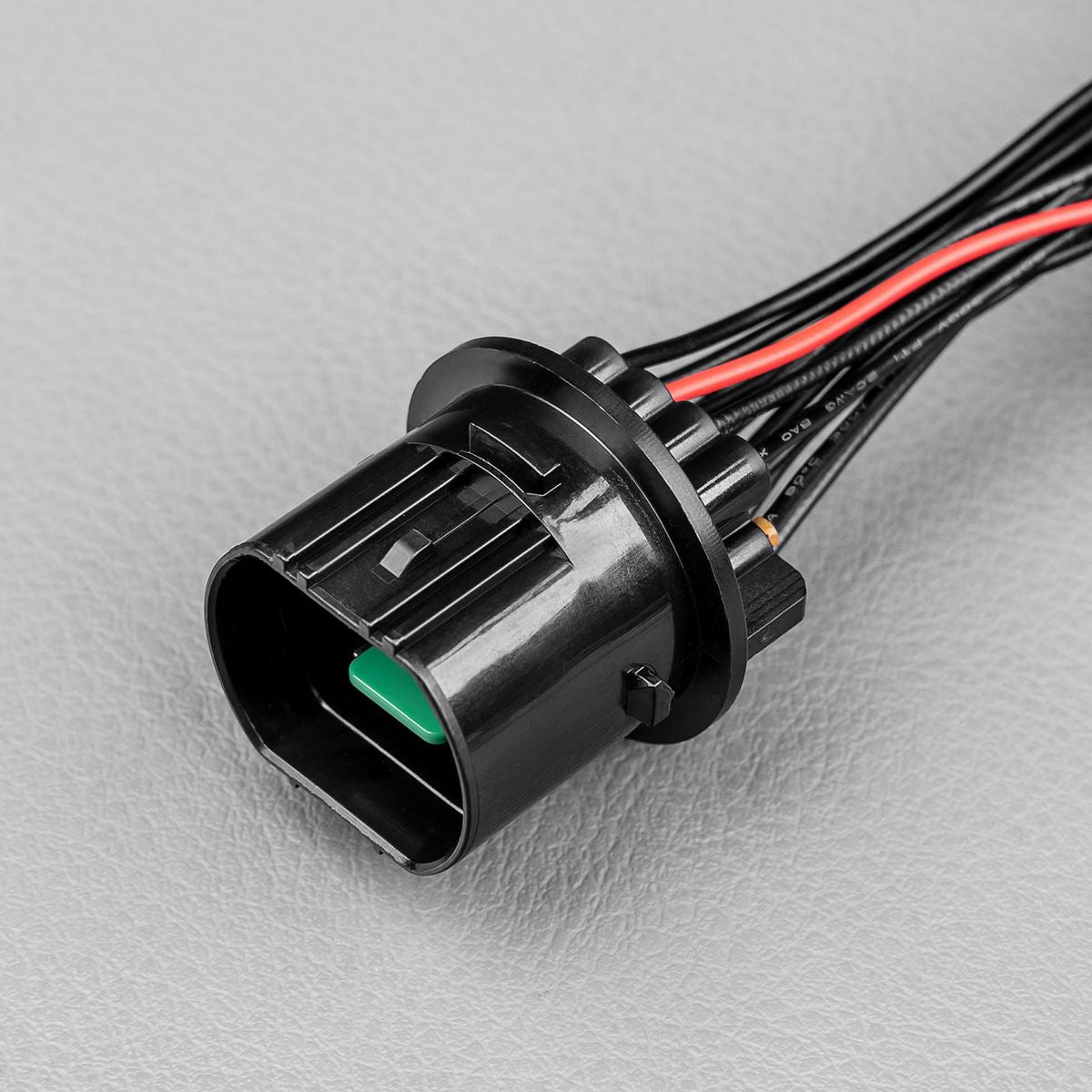STEDI Ldv T60 High Beam Piggy Back Adaptor LDVT60PREMY22ADAPT