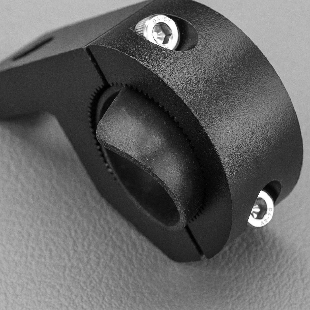 STEDI Light Mounting Brackets  2x 2830mm LED suits ATV Roof Rack BRK2830BLK1