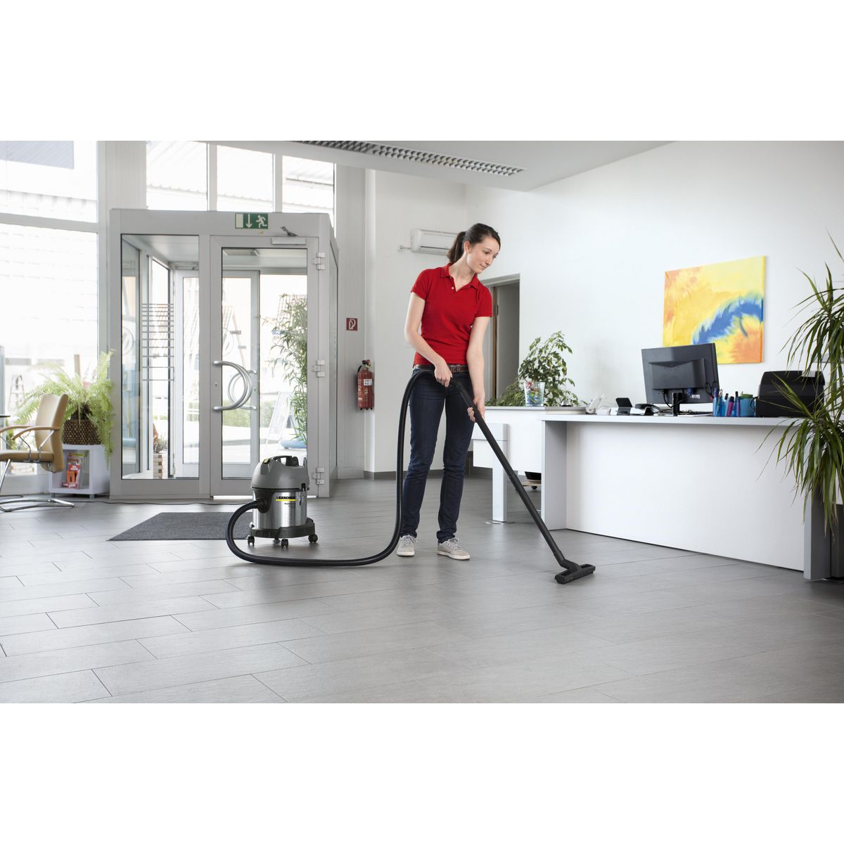 Karcher Wet And Dry Vacuum Cleaner Nt 20/1 Me Classic 1.428-577.0
