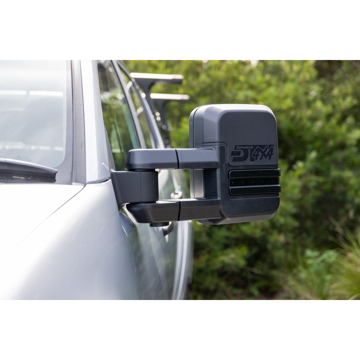 Drivetech 4X4 Electric Towing Mirrors - Black Smoke, Pair DT-TM2002EBS
