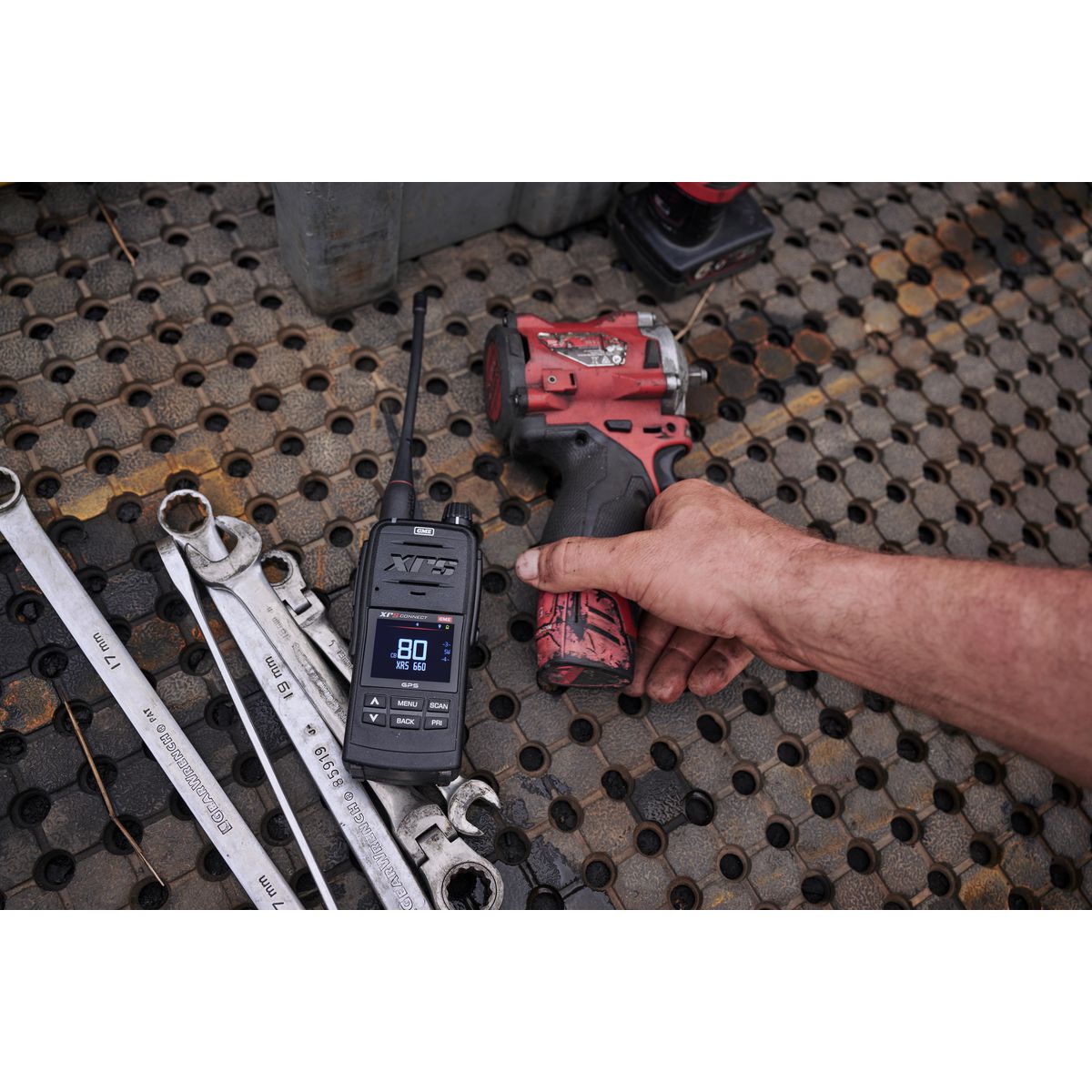 GME XRS Connect Handheld UHF CB Radio XRS-660