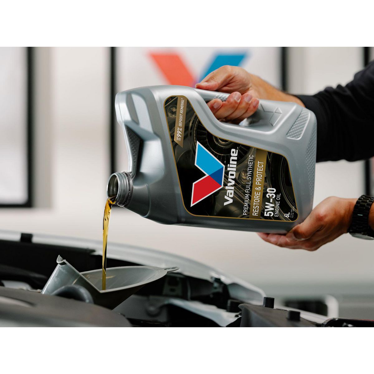 Valvoline Restore And Protect 5W-30 Engine Oil 6L 1491.06