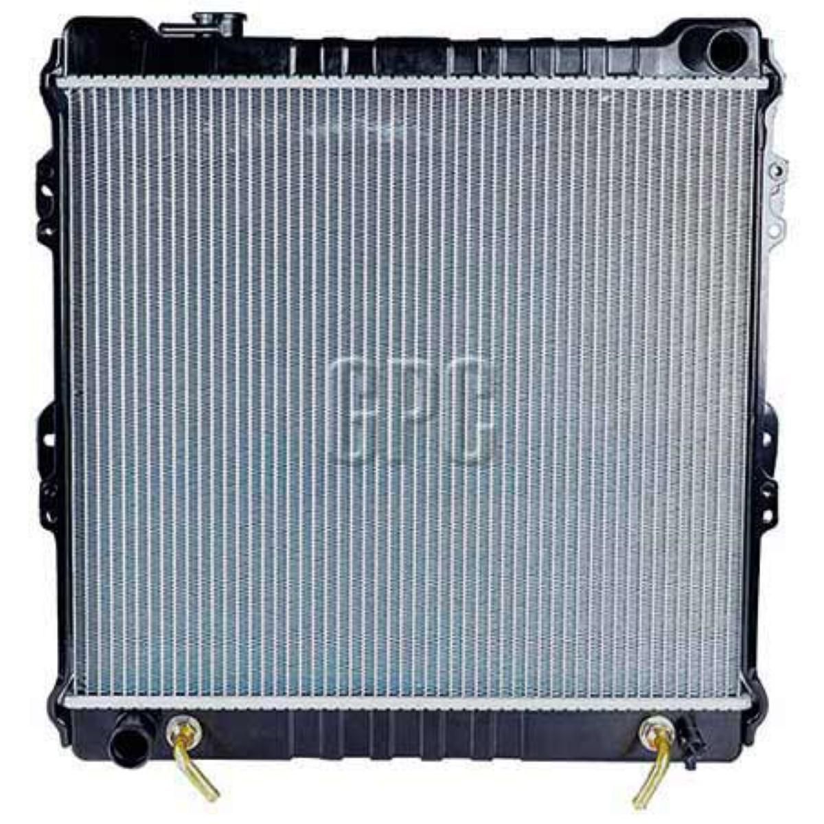 OEX Radiator Engine Cooling Aluminium Core Plastic Tank RAD324X