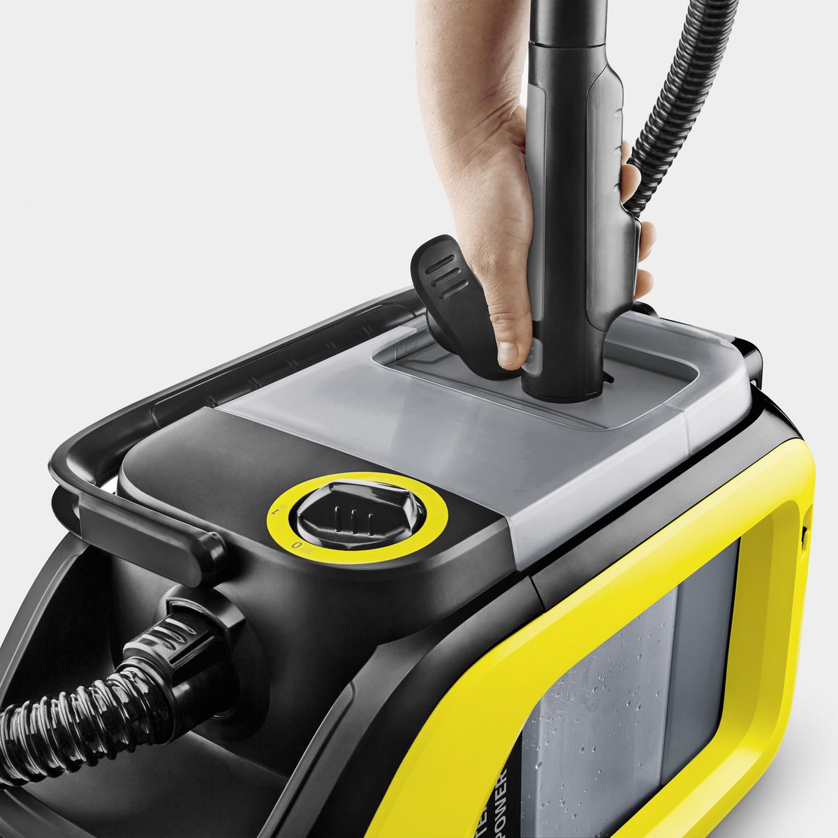 Karcher 18V SE 3-18 Ultra Clean Battery Spot Cleaner (5Ah) 1.081-505.0