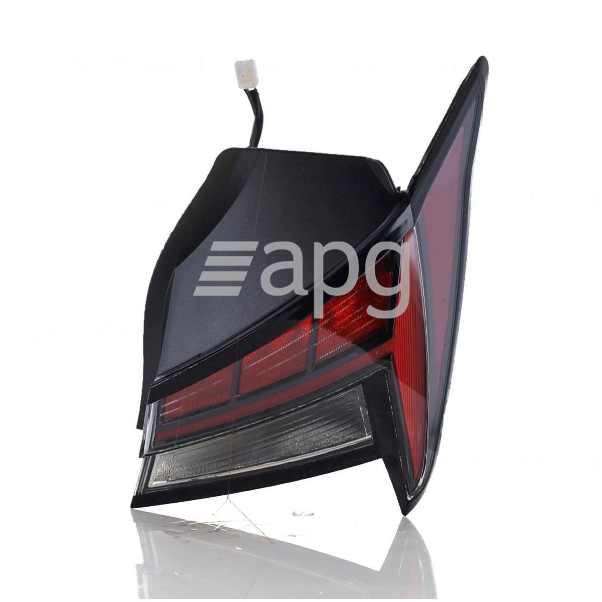 APG All Crash Hyundai i30 OEM Tail Lamp Drivers Side 08/2020 to 09/2021 - 92402AA200 HIJ-21041RHG