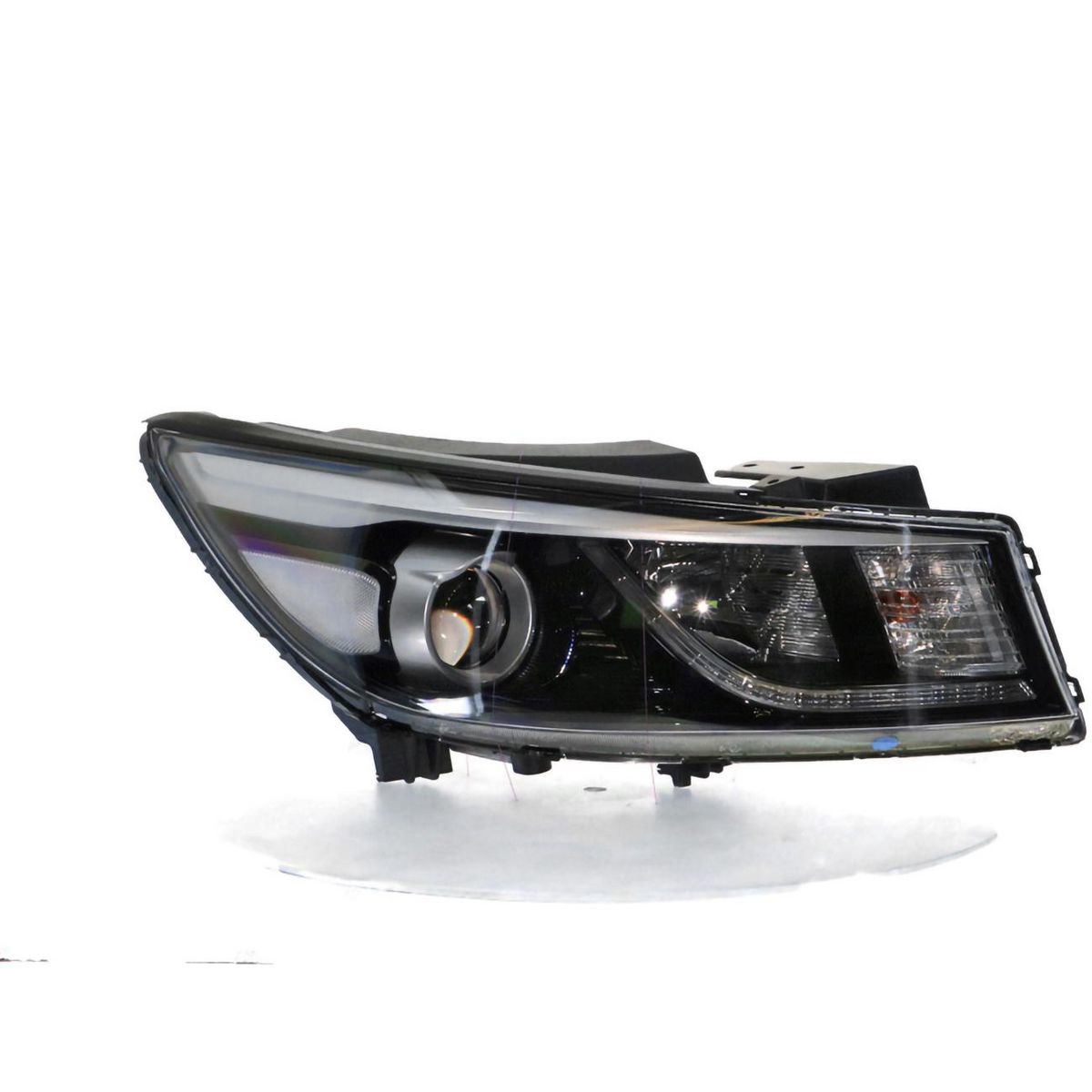 APG All Crash HID Head Lamp Drivers Side OEM Suits Kia Carnival Platnium YP 2015 to 2018 KCD-21032RHG