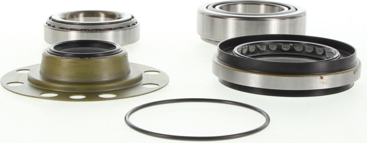 Maxitrac Axle Bearing Kit AK14