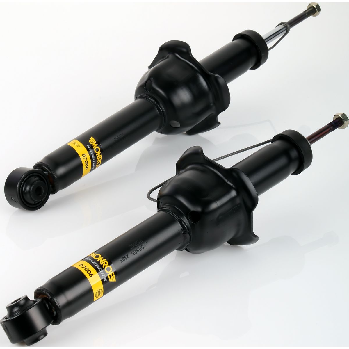 Monroe Gas Magnum Shock Absorber Pair D7006