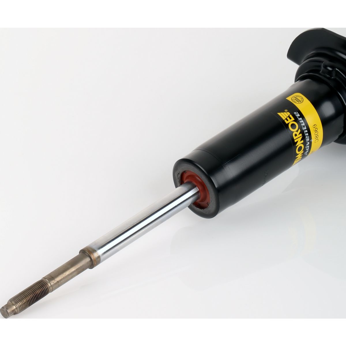 Monroe Gas Magnum Shock Absorber Pair D8069