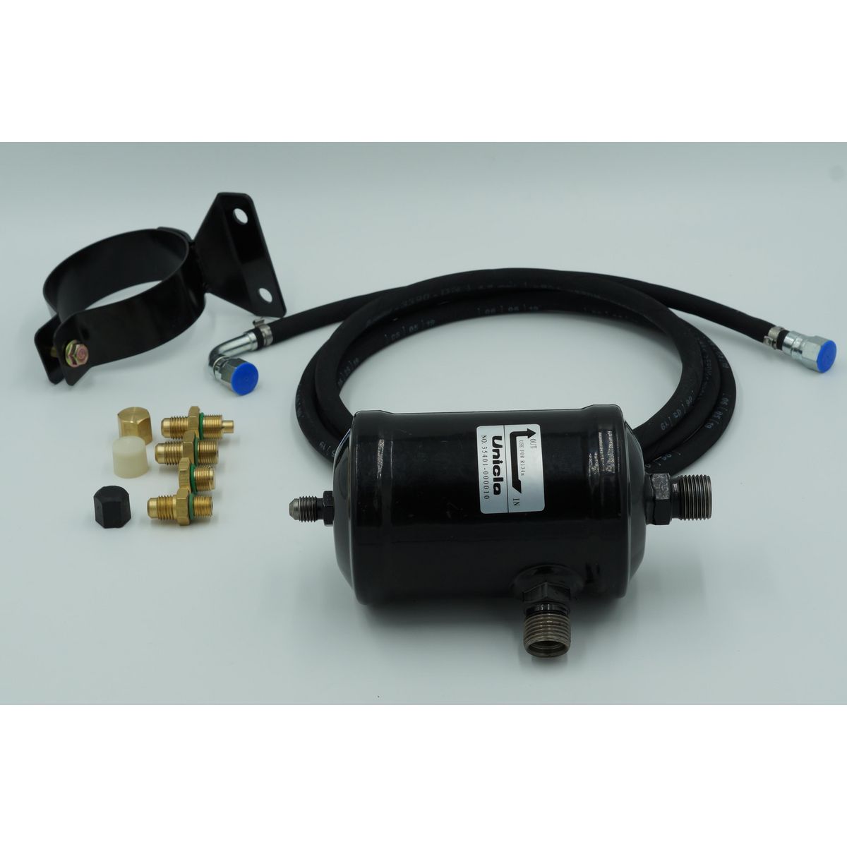 Unicla Oil Separator Kit - 2M 1/4' Hose With Straight & 90 1/4' Female Flare Fittings - #08 Oil Separator & Bracket CPX179K