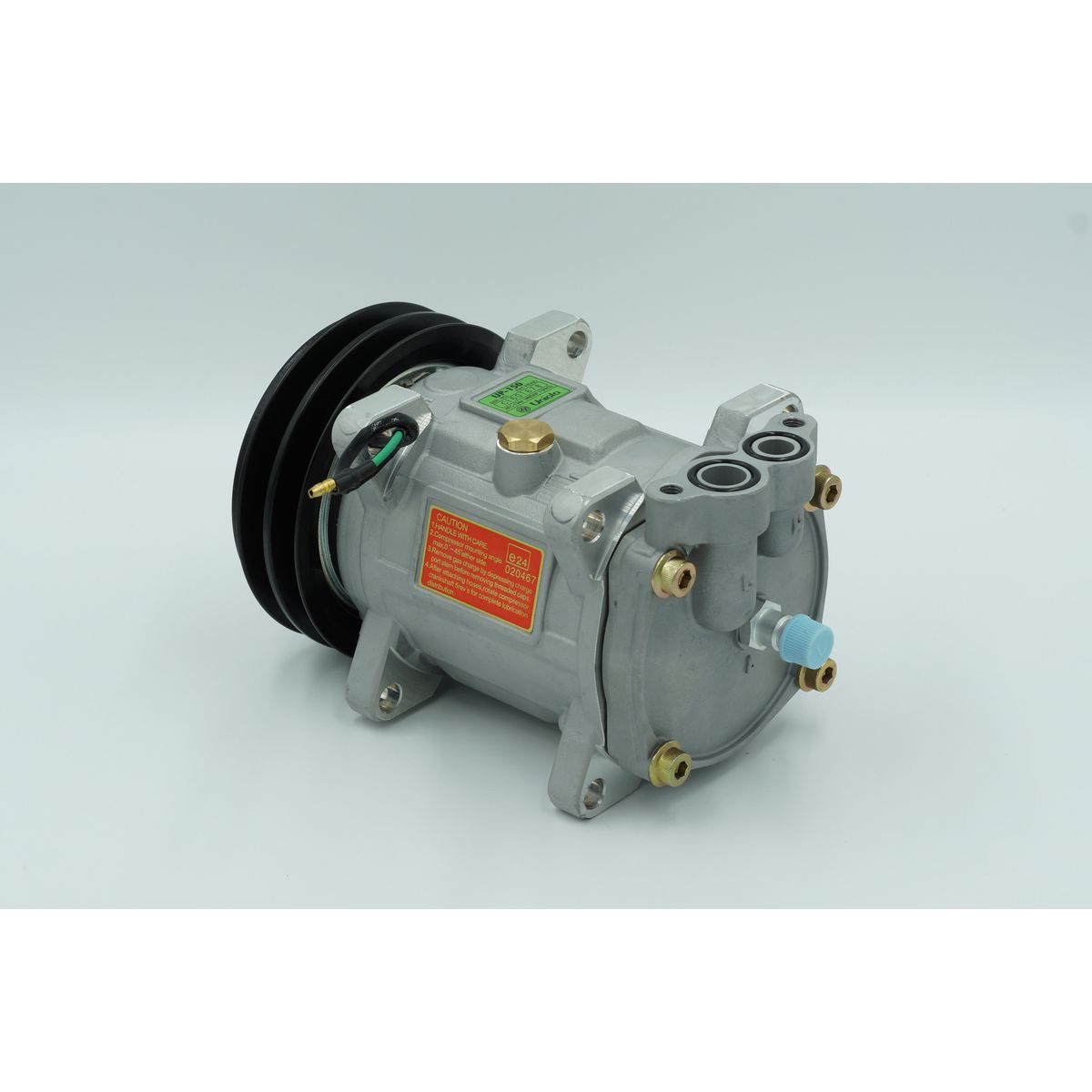 Unicla Up150 Air Conditioning Compressor 24 Volt B 135Mm Pulley, Vertical O-Ring Port, Ear Mount, Pag Oil CXU4965