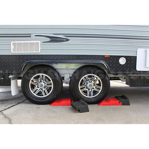 Explore Australia Explore Twin Axle Caravan Levelling Ramps CVL2