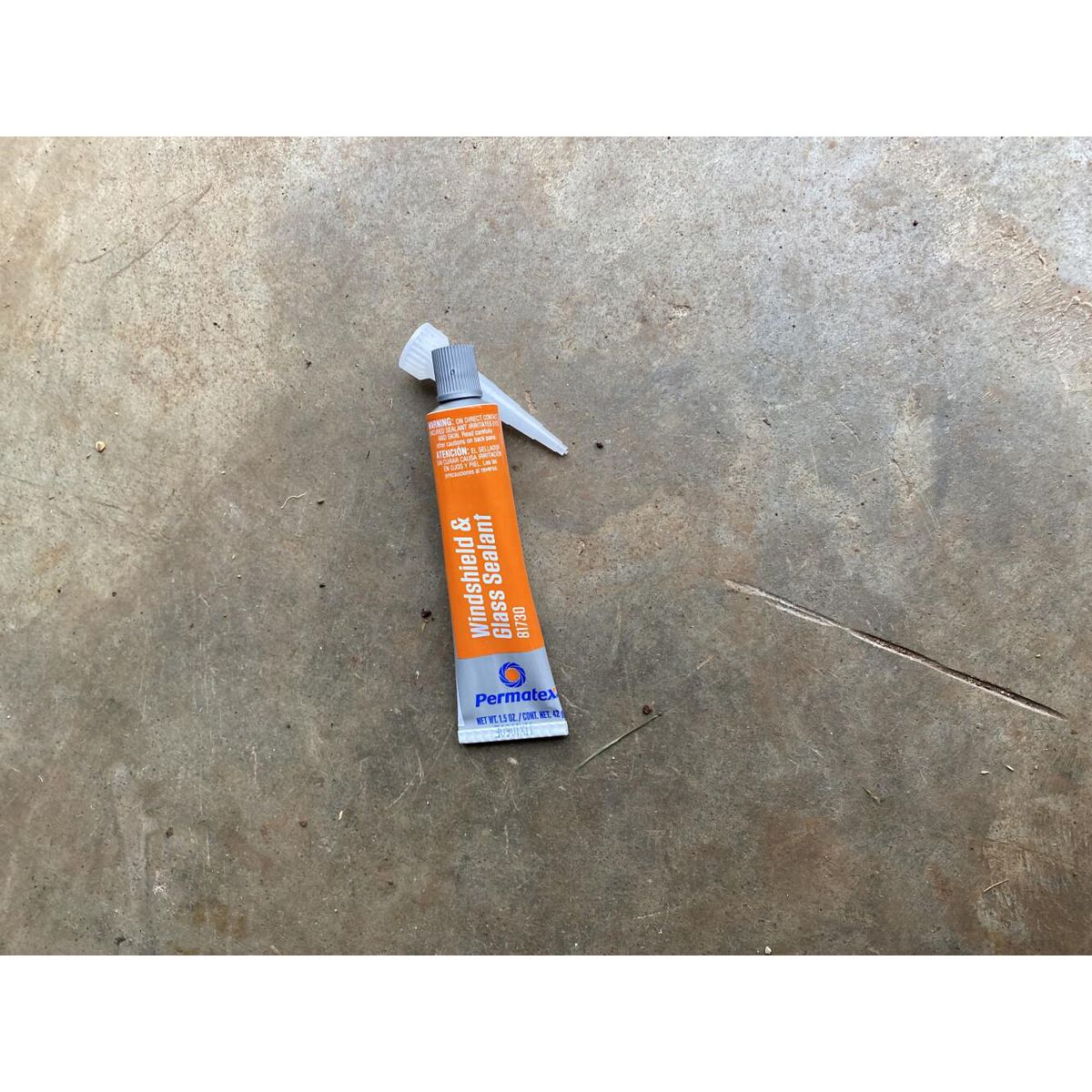 Permatex Flowable Silicone Windshield & Glass Sealer 42G PX81730