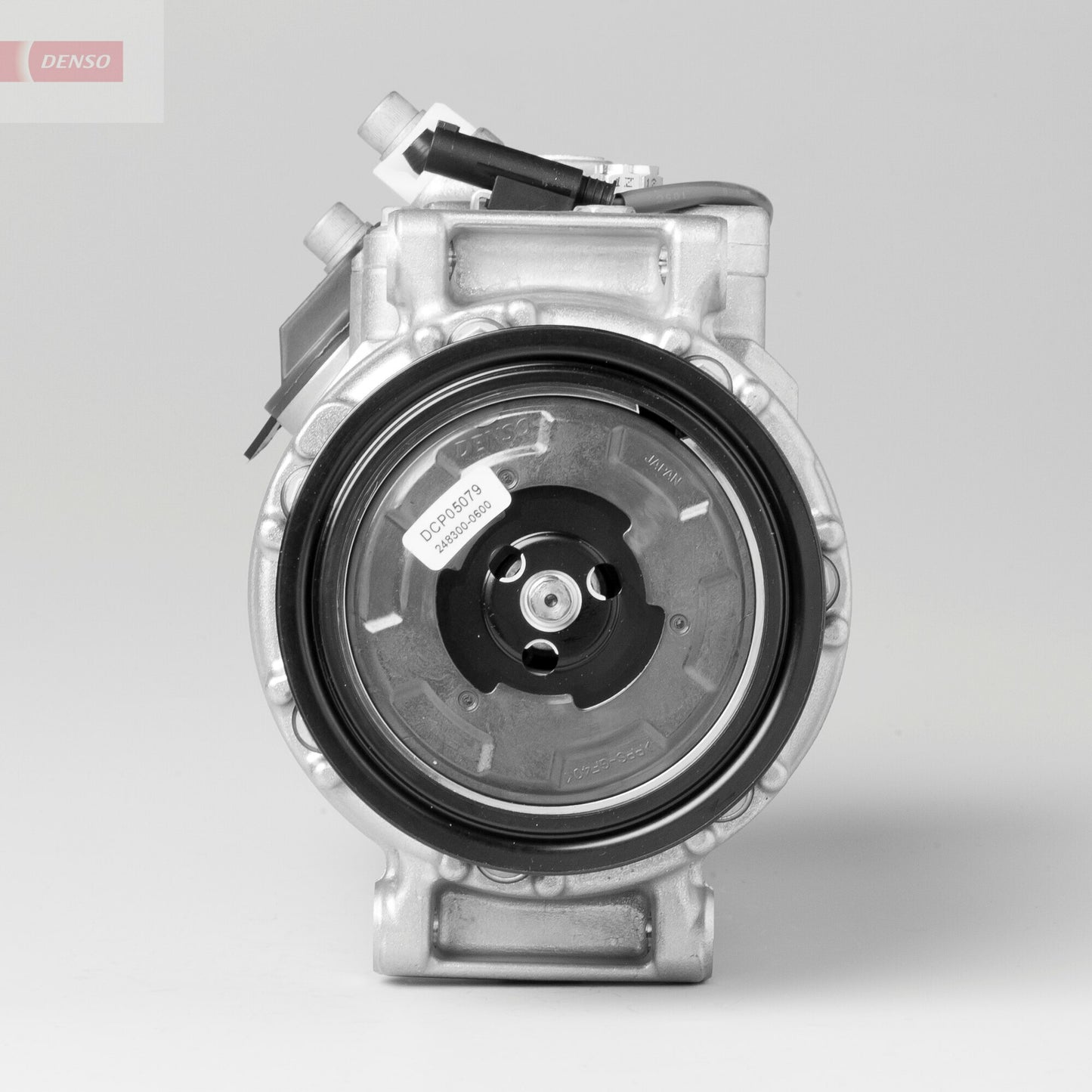 Denso Air Conditioning Compressor 12V Direct Mount 7SEU17C DCP05079
