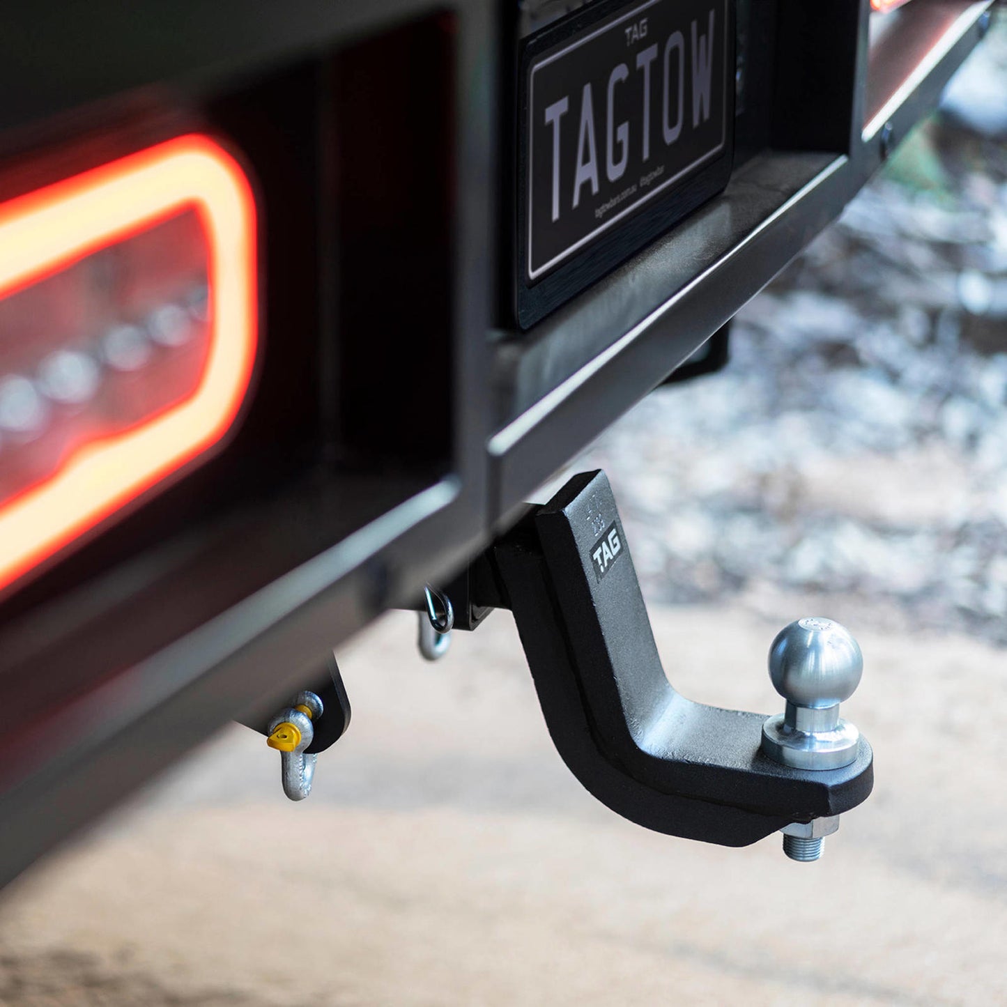 TAG 4x4 Recovery Towbar TXR800