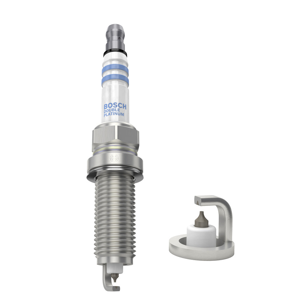 Bosch Platinum Spark Plug 0 242 135 524