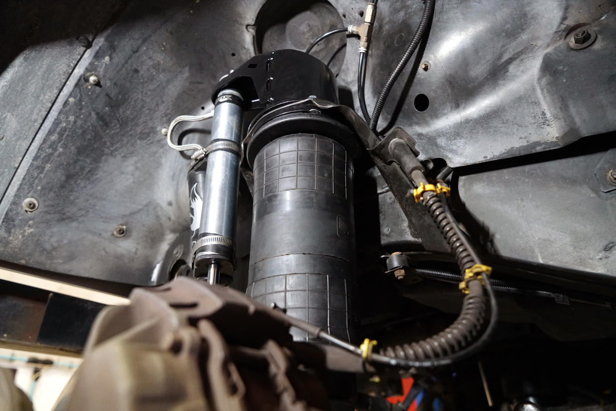 Airbag Man Full Air Suspension Kit - Metric Tubing