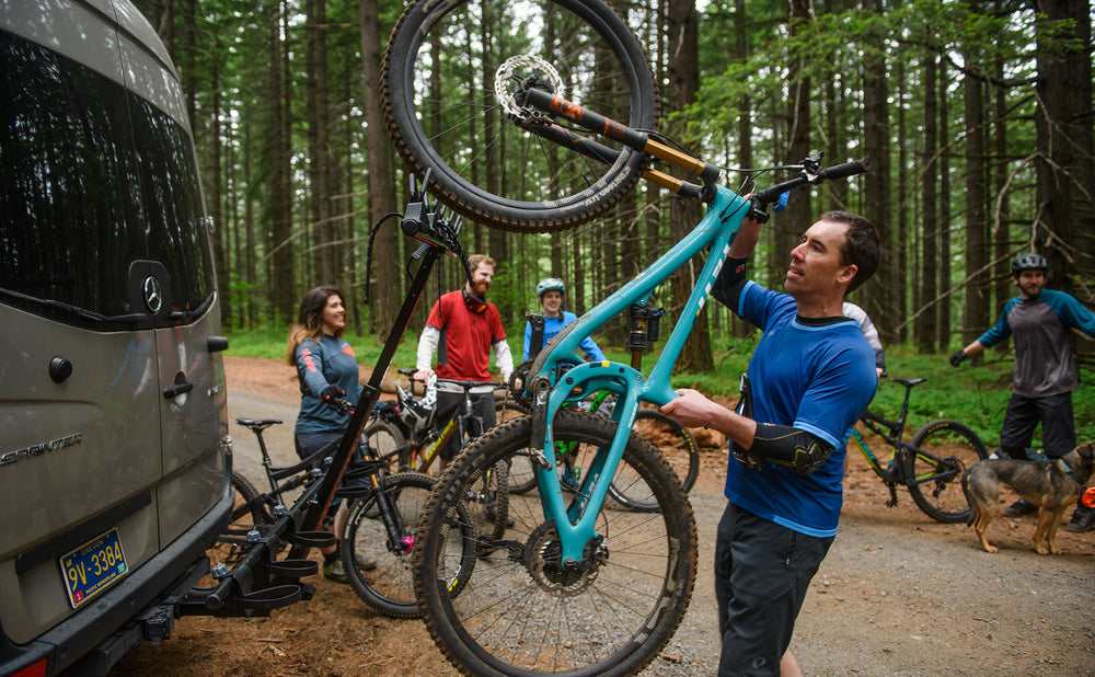 Yakima HangOver 6 Vertical Hanging Mountain Bike Rack