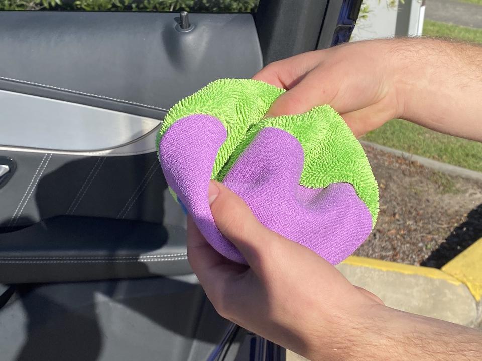 Bowden's Own The Inta-Mitt Glass Cleaning Mitt