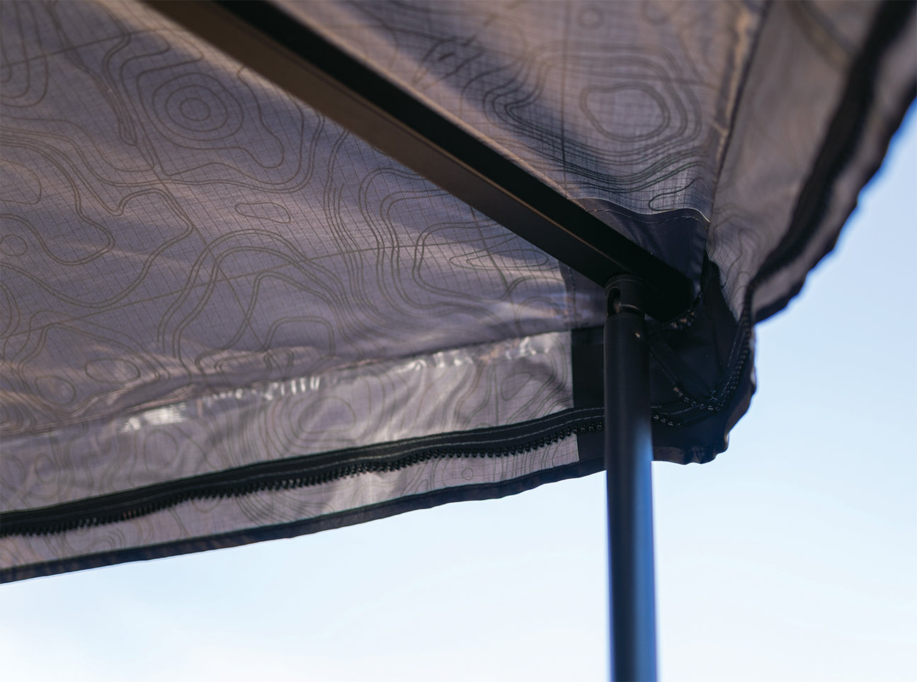 Yakima OverNOut 270 LG RH Freestanding 270 Degree Roof Mounted Awning